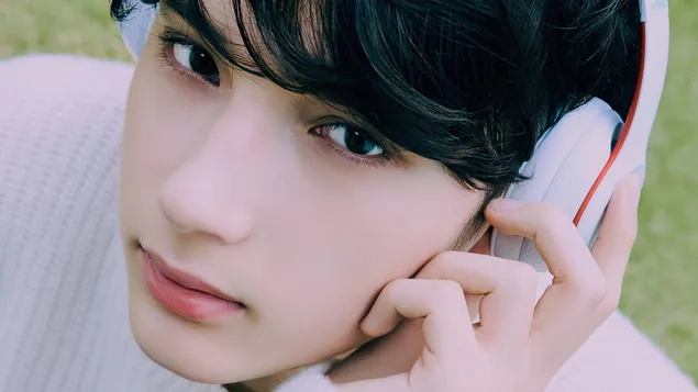 TXT Huening Kai - Blue Hour M/V Shoot کاغذدیواری  4K