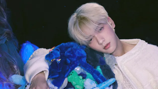 txt subin - ireumyi jang : temptation album shoot (nightmare ver.) daunrodeu