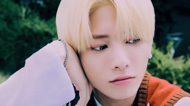 TXT Taehyun - Blue Hour MV Çekimi 4K duvar kağıdı