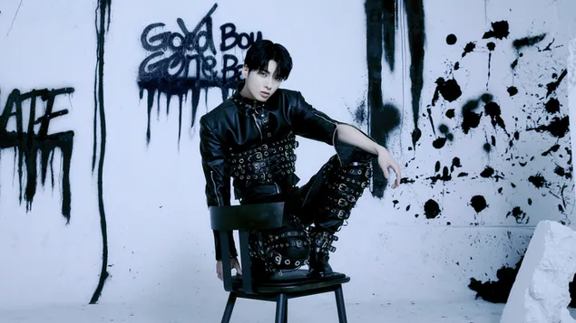 TXT 'Taehyun' ב-Good Boy Gone Bad Shoot MV - Minisode 2: Thursday's Child (אלבום) 4K טפט