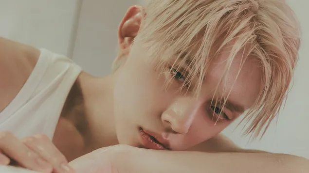 TXT 'Yeonjun' dalam Pengambilan Gambar M/V Good Boy Gone Bad - Minisode 2 - Thursday's Child (Album) 4K wallpaper