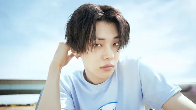 txt yeonjun | loser=lover m/v shoot - kaaos-luku: freeze album (fight or escape ver.) lataa