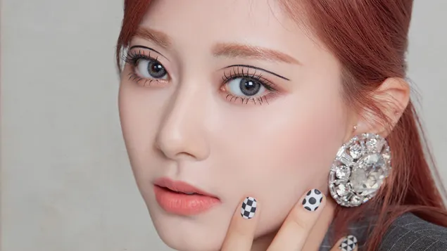 تزویو در فیلم «I Can't Stop Me» MV (2020) فیلمبرداری از Twice (گروه K-Pop) کاغذدیواری  4K