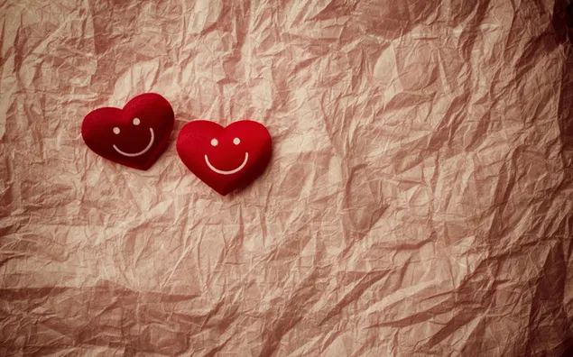 Día de San Valentín - lindos pares de corazones sonrientes