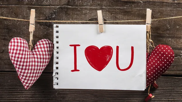 Día de San Valentín - corazones de tela hechos a mano con nota de amor