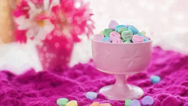 Valentine's day - heart candies 4K wallpaper