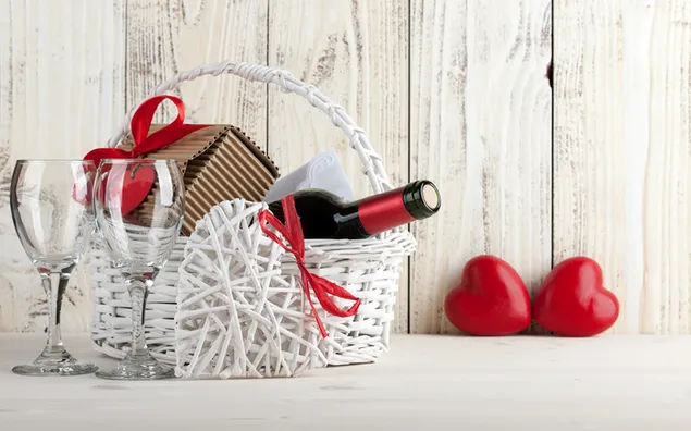 バレンタインデー-ハートの装飾とシャンパン 2K 壁紙
