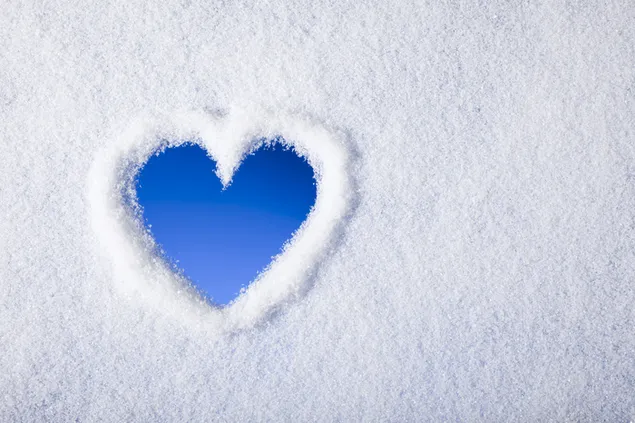 Día de San Valentín - Corazón hecho en la nieve.