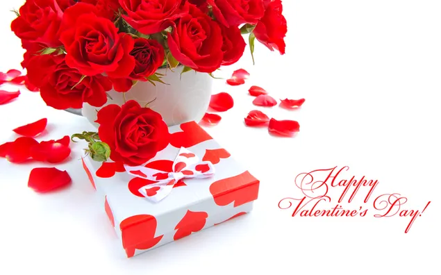 Valentinstag - schöne rote Rosen und das Geschenk 2K Hintergrundbild