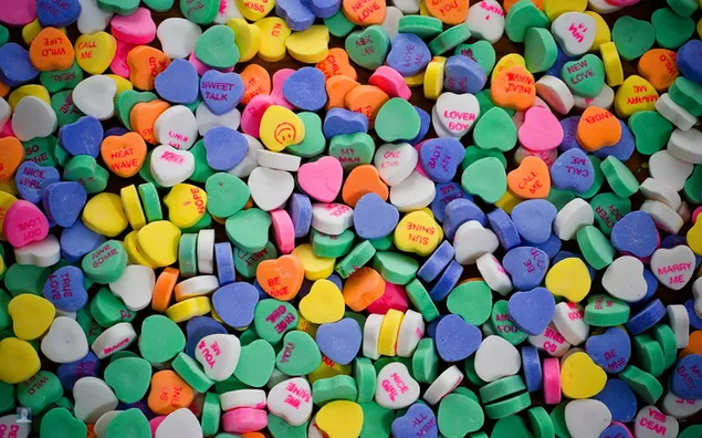 Valentine's Day special heart-shaped candies and special messages on them HD wallpaper