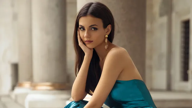 Modeliste 杂志拍摄的“Victoria Justice” 4K 壁纸