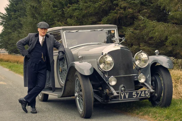 Mobil klasik hitam antik dari penutup mata Peaky dan aktor TV Cillian Murphy unduhan