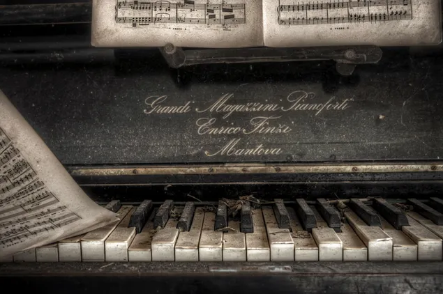 Vintage Piano