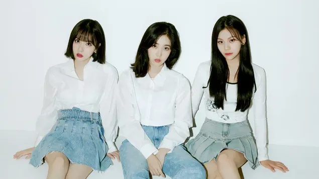 VIVIZ 女子組合成員 | 個人資料拍攝 4K 壁紙