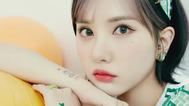 eunha z viviz dr `khs albwm ''summer vibe: ready to summer - concept 3'' brgyry khnyd