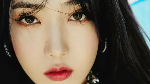 viviz's sinb dr `khsbrdry albwm ''summer vibe: concept 1''. brgyry khnyd