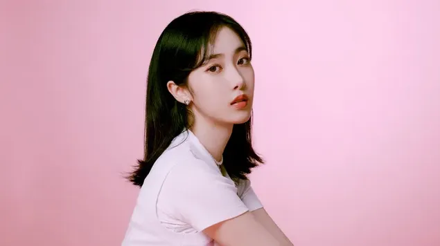 VIVIZ's SinB - Profil fotózás 4K háttérkép