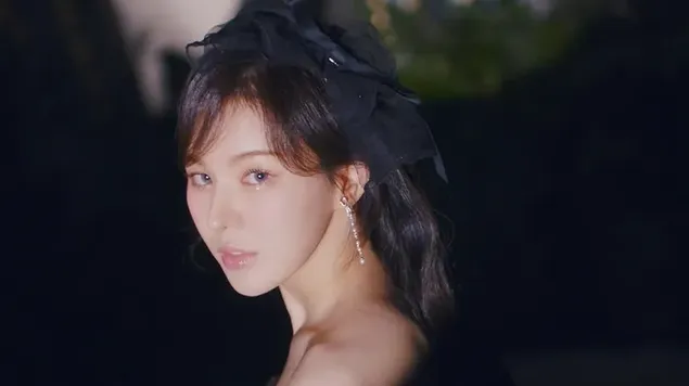 Páipéar balla ‘Wendy’ ó Red Velvet | Grianghraf MV 'WILDSIDE'4K