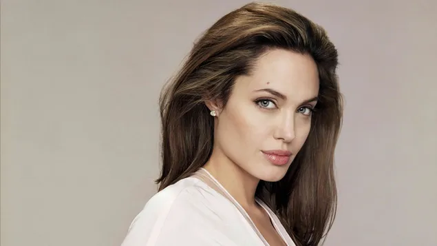 Wunderschöne Angelina Jolie herunterladen
