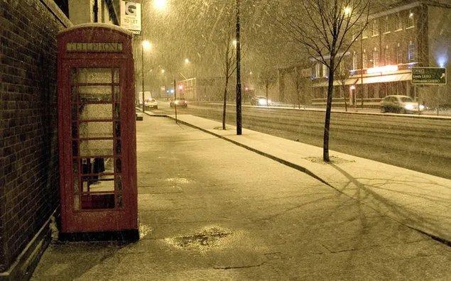 夜のロンドンの冬の降雪