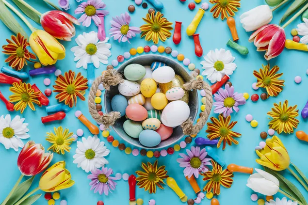 Aster kuning dan putih disertai dengan tulip paskah unduhan