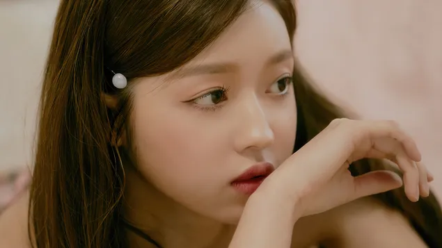 Hình nền YooA trong MV Shoot của 'Dun Dun Dance' (2021) của 'Oh My Girl' (K-Pop Band) 4K