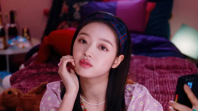 Hình nền YooA trong MV 'Nonstop' Shoot [2020] của 'Oh My Girl' (K-Pop Band) 4K