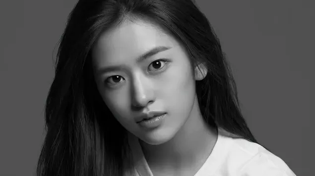 "Yujin" من IVE (مجموعة فتيات Kpop) 4K خلفية