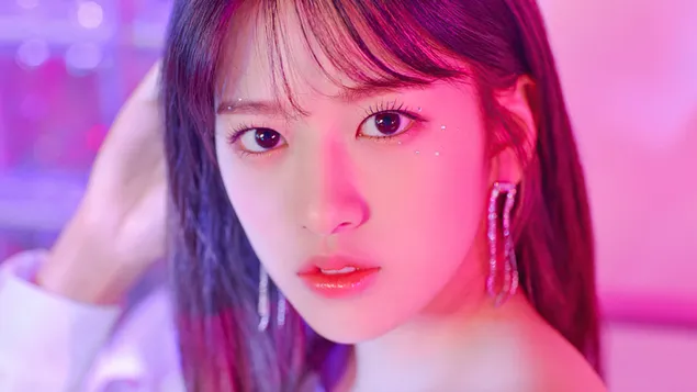 Yujin في 'Secret Story of The Swan' MV Shoot (2020) من IZ * ONE [فرقة K-Pop] 4K خلفية