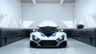 Zenvo TSR-S bela sprednja stran 2K ozadje